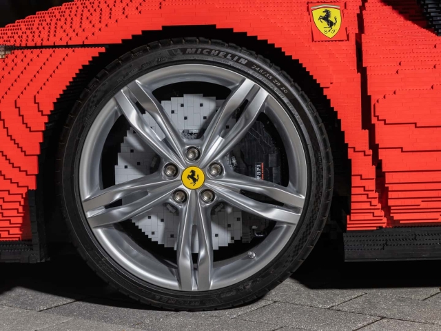 Ferrari-296-GTS-Lego