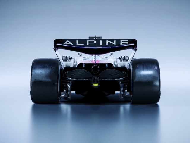 Alpine-A524-F1