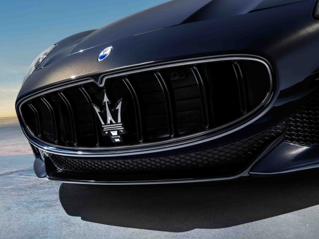Maserati-GranCabrio-2024