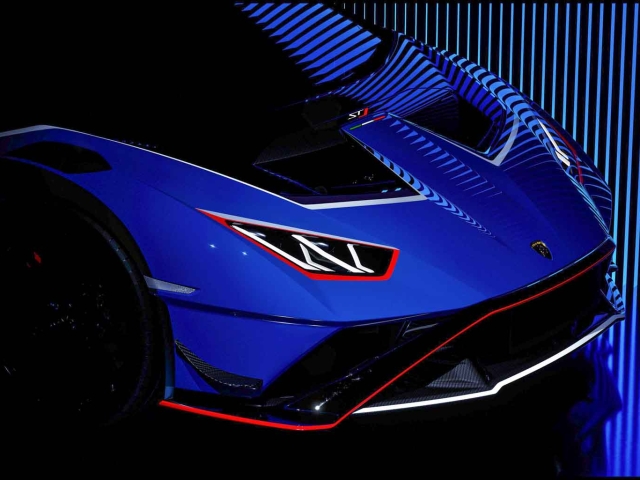 Lamborghini-Huracán-STJ-V10