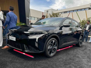 Kia-K3-Cross-2025-Colombia