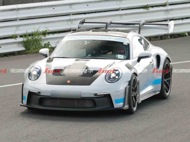 Porsche-911-GT2-RS-992