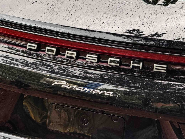 Porsche-Panamera-2024-Colombia