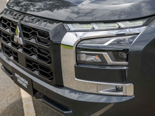 © Mitsubishi Mitsubishi-L200-2025-Colombia