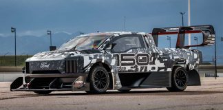 Ford-F-150-Super-Truck-Pikes-Peak