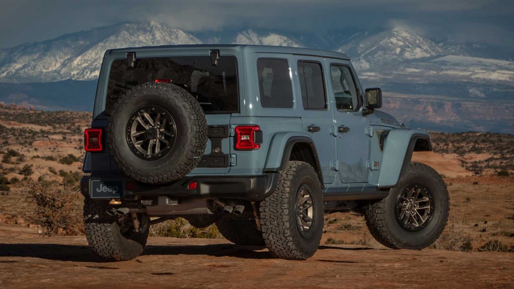 Jeep-Wrangler-V8-Hemi-2025