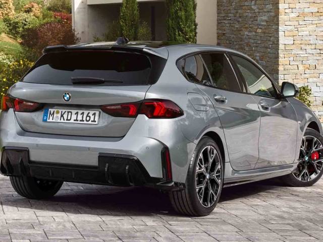 BMW-Serie-1-2025-M135