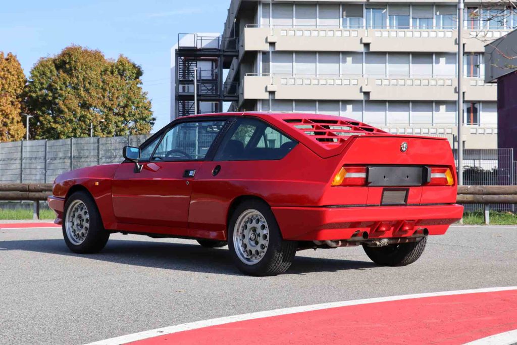 Alfa-Romeo-Sprint-Alma-restomod