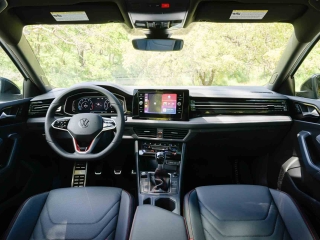 Volkswagen-Jetta-GLI-2025-actualización