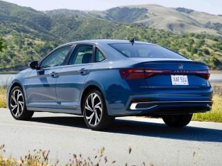 Volkswagen-Jetta-GLI-2025-actualización