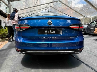 Volkswagen-Virtus-turbo-2025-Colombia