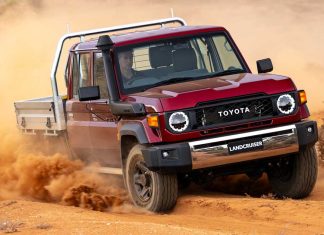 Toyota-Land-Cruiser-J70-V8