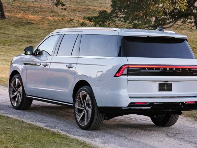 Lincoln Navigator 2025