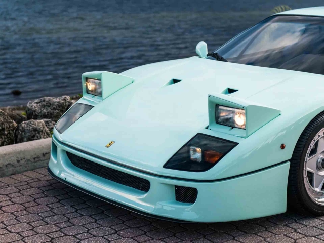 Ferrari-F40-menta