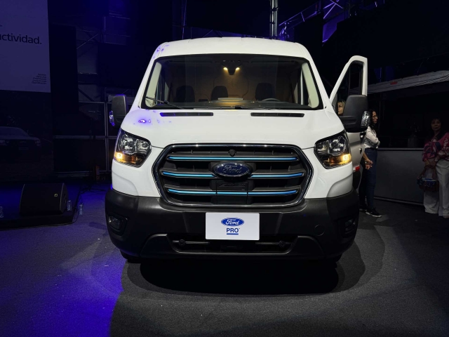 Ford-Transit-Eléctrica-pro-Colombia