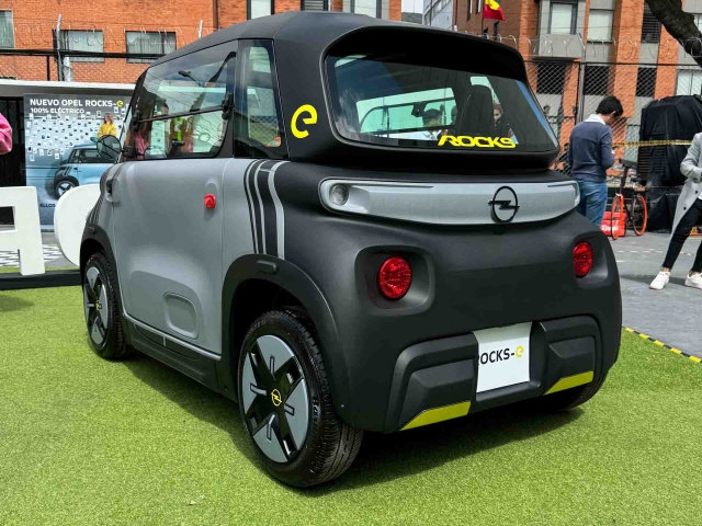 Opel-Rocks-e-eléctrico-Colombia