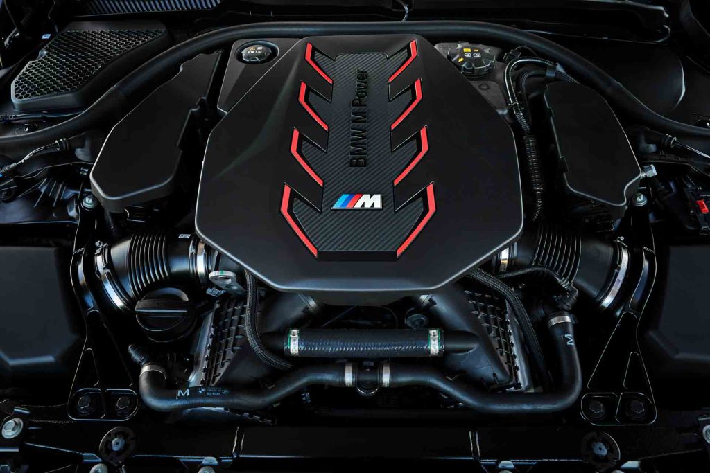 BMW-M5-Touring-2025