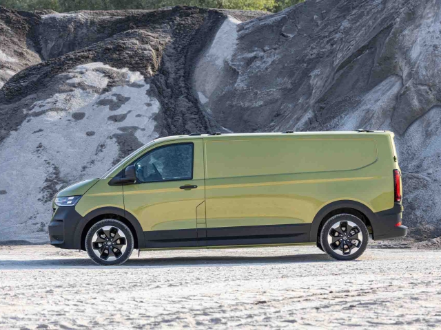 Volkswagen-Transporter-Ford-Transit