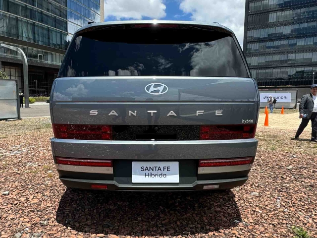 Hyundai-Santa-Fe-híbrida-Colombia