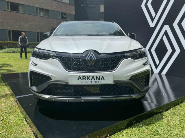 Renault-Arkana-híbrida-Colombia-lanzamiento