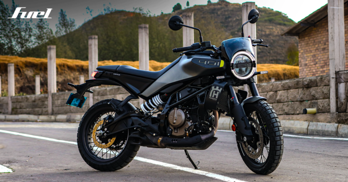 Husqvarna Svartpilen 401 Review Fuel