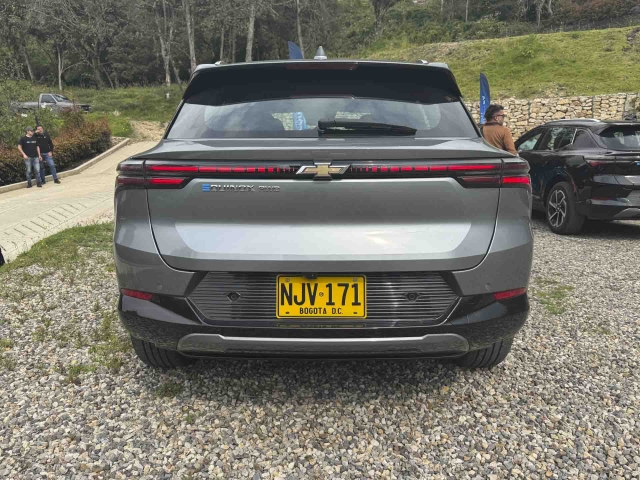 Chevrolet-Equinox-eléctrica-Colombia-lanzamiento-2025