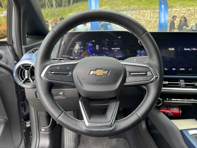 Chevrolet-Equinox-eléctrica-Colombia-lanzamiento-2025