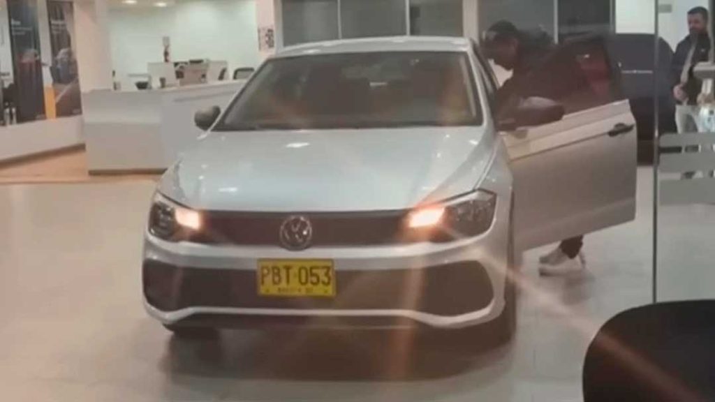 Volkswagen-placa-carro-Colombia