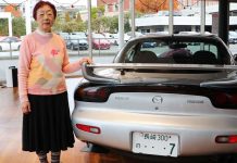 Mazda-RX-7-abuelita-Japón