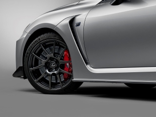 © Lexus Lexus-RC-F-V8-2025