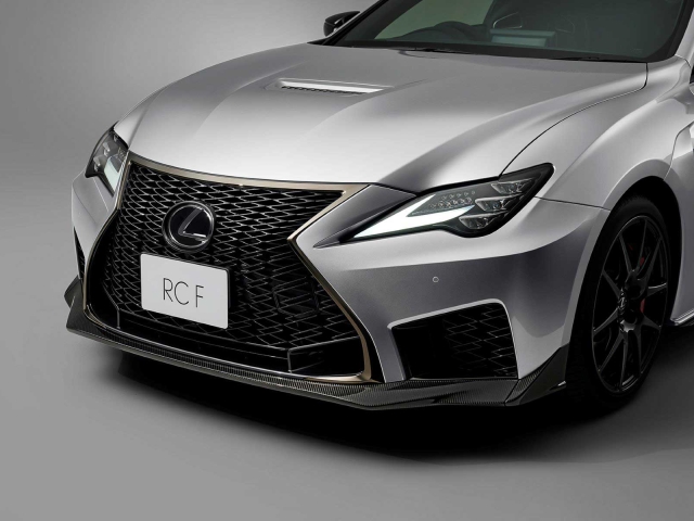 Lexus-RC-F-V8-2025