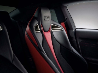 © Lexus Lexus-RC-F-V8-2025