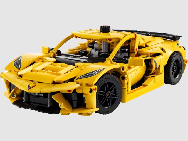 Chevrolet-Corvette-C8-Lego