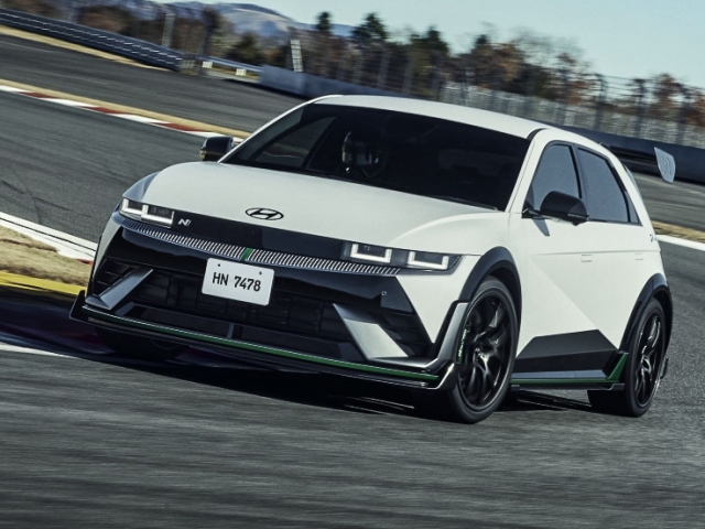 Hyundai-Ioniq-5-N-DK-Keiichi-Tsuchiya