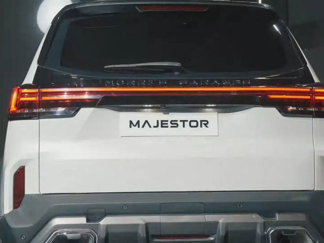 MG-Majestor-4x4