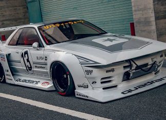 Nissan-Skyline-Liberty-Walk-Silhouette