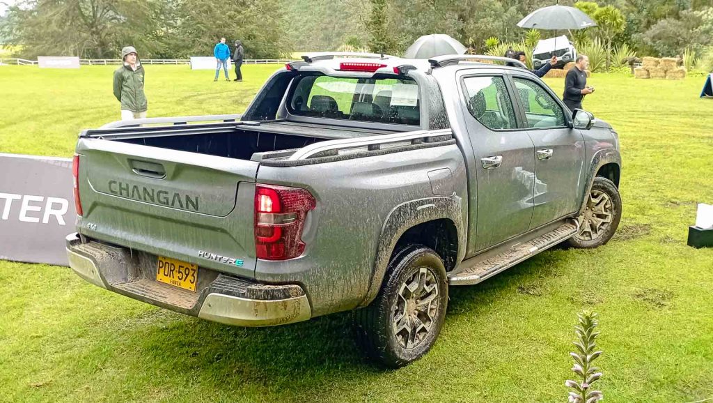 Changan-Hunter-híbrida-pickup-Colombia