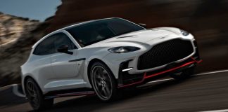 Aston Martin DBX S