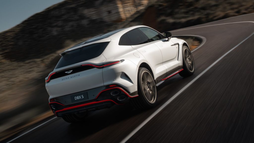 Aston Martin DBX S