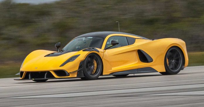 Hennessey-Venom-F5-Evolution