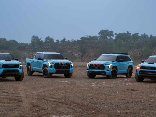 Toyota-TRD-PRO-Azul