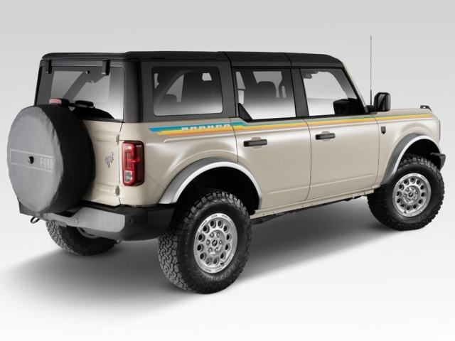 Ford-Bronco-Coastal