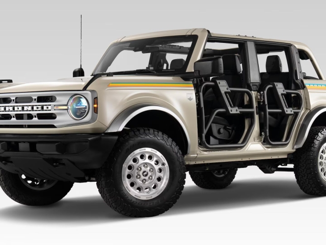 Ford-Bronco-Coastal