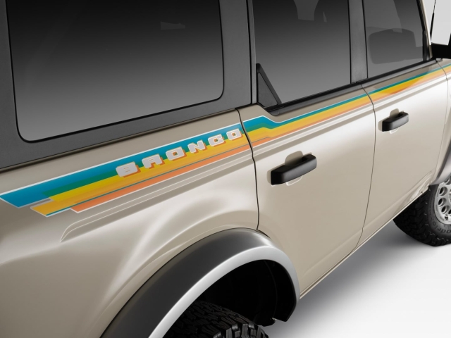 Ford-Bronco-Coastal