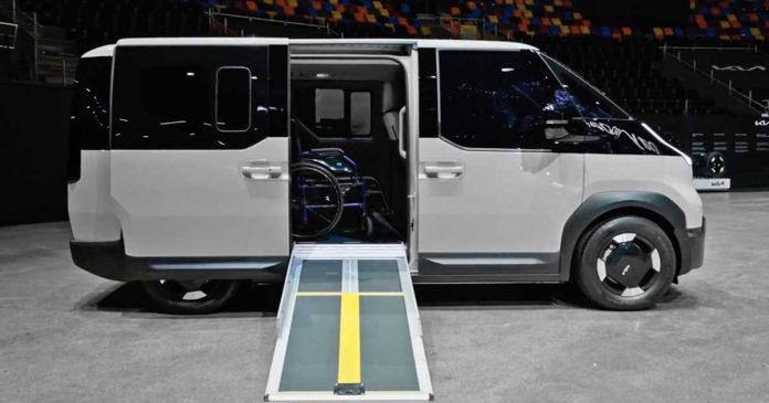 Kia-PV5-WAV-silla-ruedas