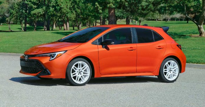 Toyota-Corolla-FX-hatchback