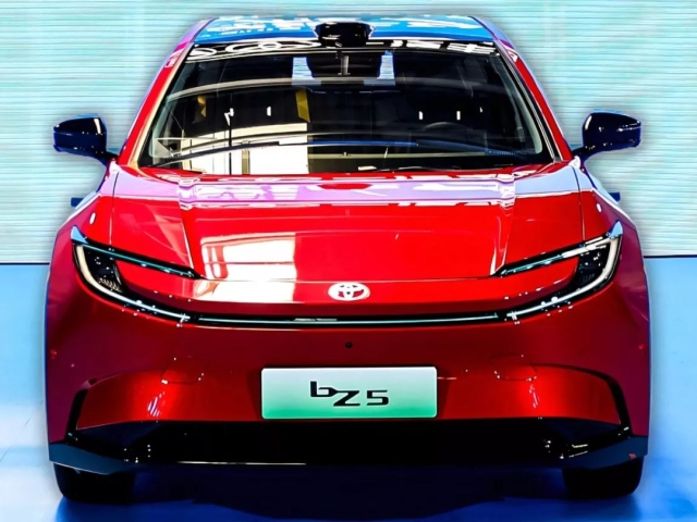 Toyota-bZ5-eléctrico-China-BYD