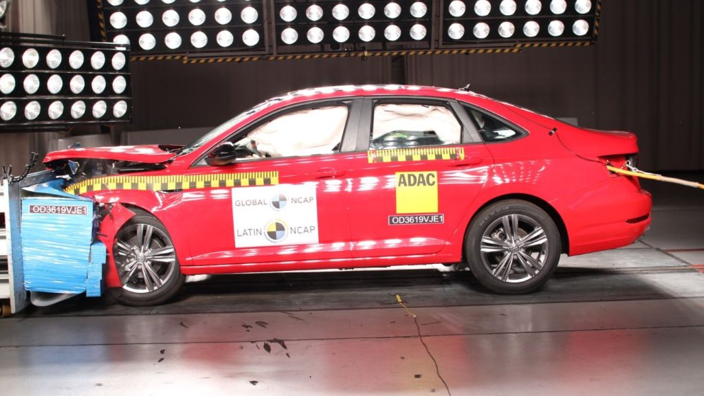 Volkswagen-Jetta-seguridad-Latin-NCAP