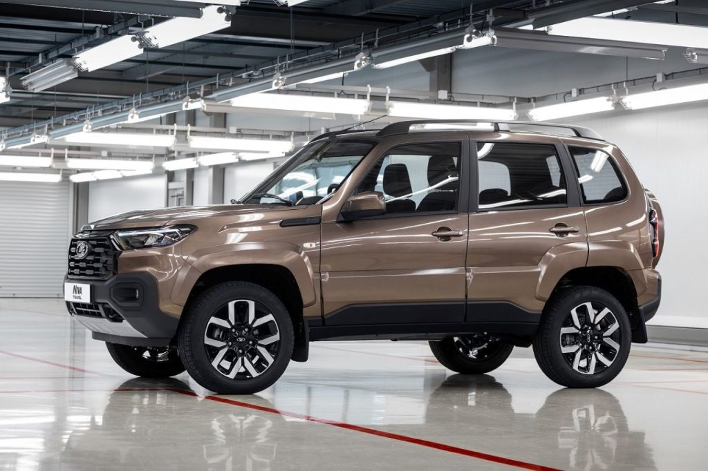 Lada-Niva-Travel-actualización