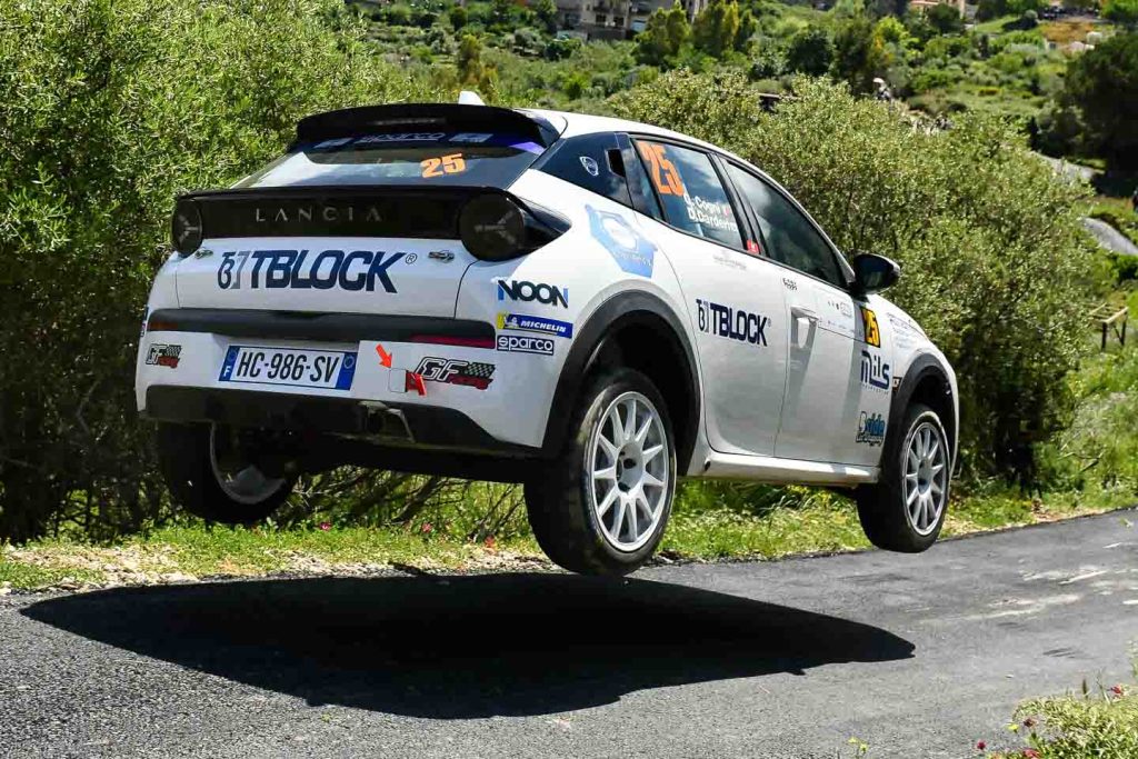Lancia-Ypsilon-rally-competencias-HF
